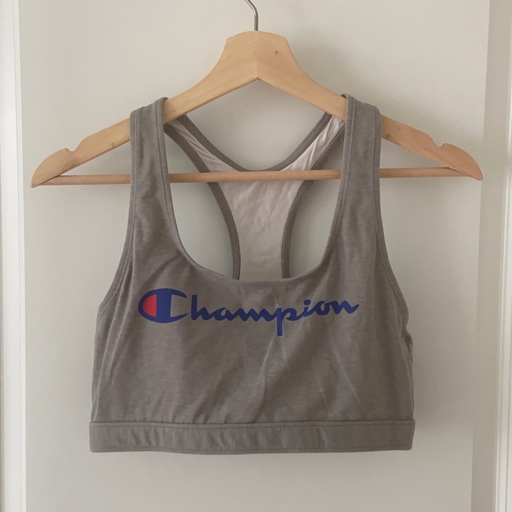 champion keyhole logo sports bra
